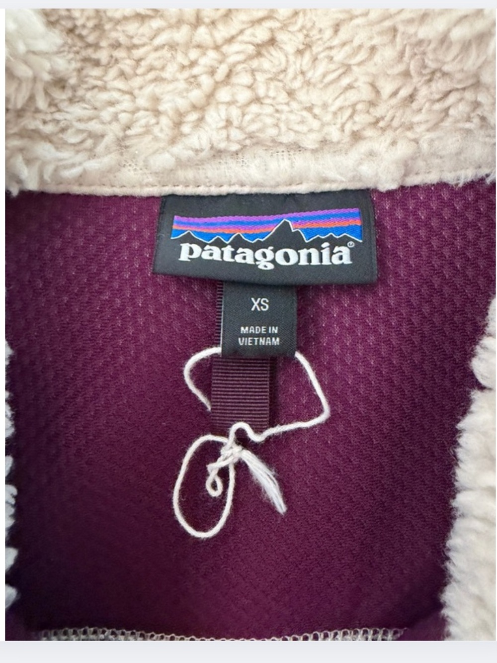 NWOT Patagonia Women’s Classic Retro-X Fleece Jacket XS Natural Plum - Picture 5 of 6